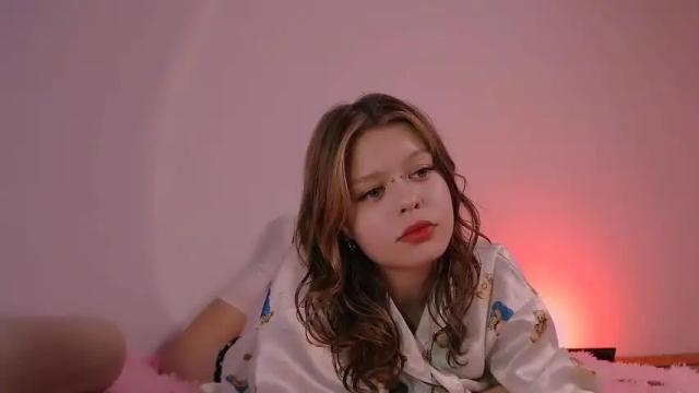 Image 4 of cute_shyy Stream on Chaturbate on 20 months ago