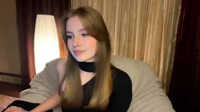 Image 7 of cute_siberian_girl Stream on Chaturbate on 19 months ago