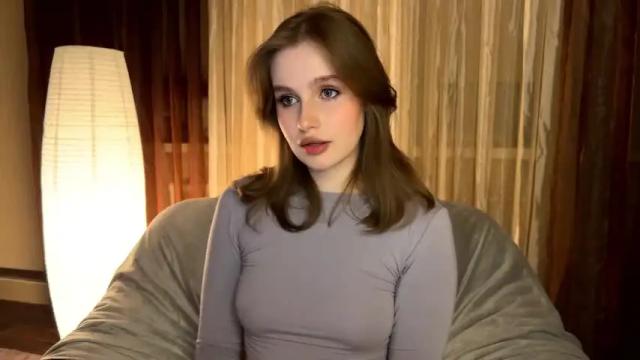 Image 3 of cute_siberian_girl Stream on Chaturbate on 17 months ago