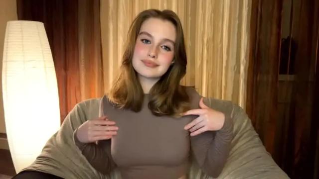 Image 4 of cute_siberian_girl Stream on Chaturbate on 16 months ago