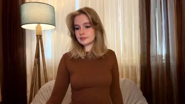 Image 3 of cute_siberian_girl Stream on Chaturbate on 14 months ago