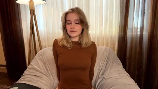 Image 6 of cute_siberian_girl Stream on Chaturbate on 14 months ago