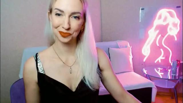 Image 4 of cute_smile_shy Stream on Chaturbate on 2 months ago
