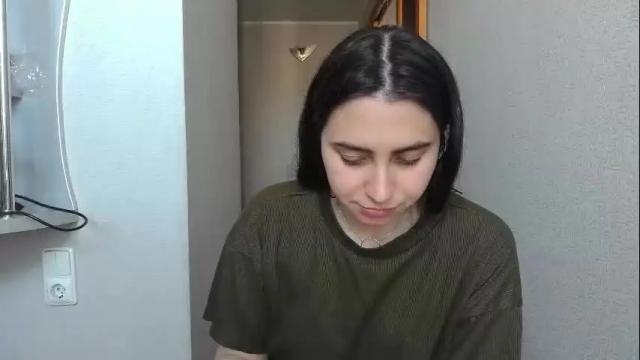 Image 8 of cute_strawberry_ Stream on Chaturbate on 1 month ago