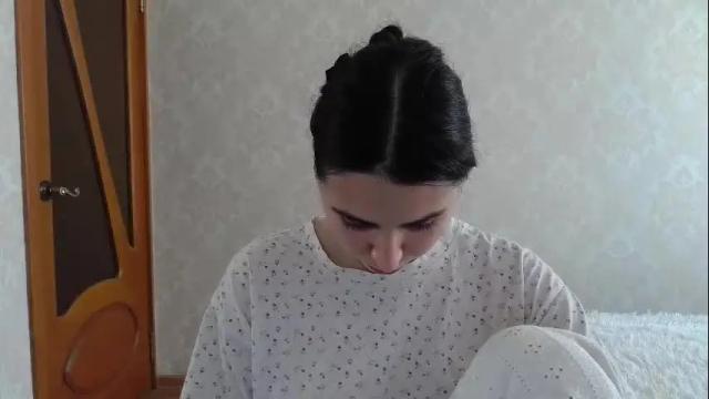 Image 2 of cute_strawberry_ Stream on Chaturbate on 1 month ago