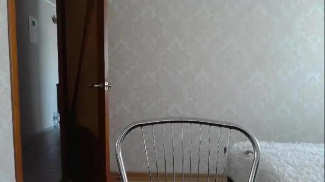Image 3 of cute_strawberry_ Stream on Chaturbate on 1 month ago
