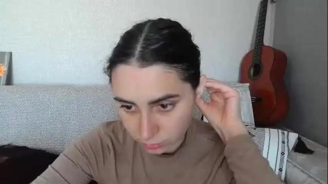 Image 2 of cute_strawberry_ Stream on Chaturbate on 25 days ago