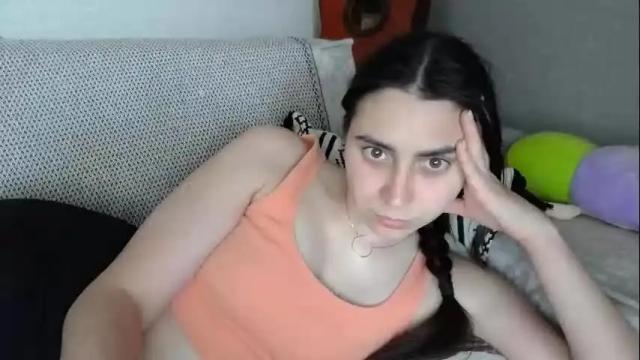 Image 4 of cute_strawberry_ Stream on Chaturbate on 8 days ago