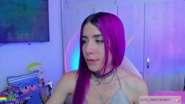 Image 3 of cute_sweetmontt Stream on Chaturbate on 19 months ago