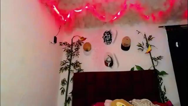 Image 2 of cute_ts_charlott Stream on Chaturbate on 1 month ago