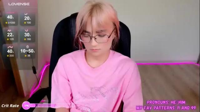 Image 12 of cute_yuki_kun Stream on Chaturbate on 6 days ago
