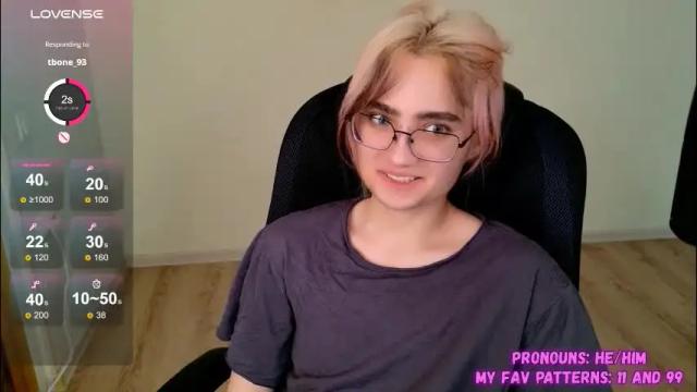 Image 6 of cute_yuki_kun Stream on Chaturbate on 2 months ago