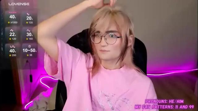 Image 8 of cute_yuki_kun Stream on Chaturbate on 1 month ago