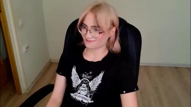 Image 8 of cute_yuki_kun Stream on Chaturbate on 1 month ago