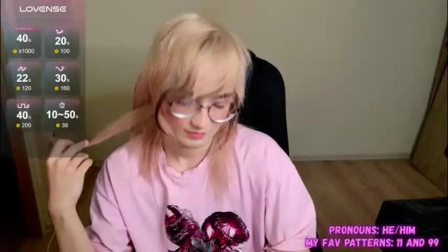 Image 2 of cute_yuki_kun Stream on Chaturbate on 1 month ago