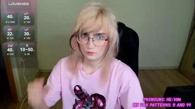 Image 3 of cute_yuki_kun Stream on Chaturbate on 1 month ago