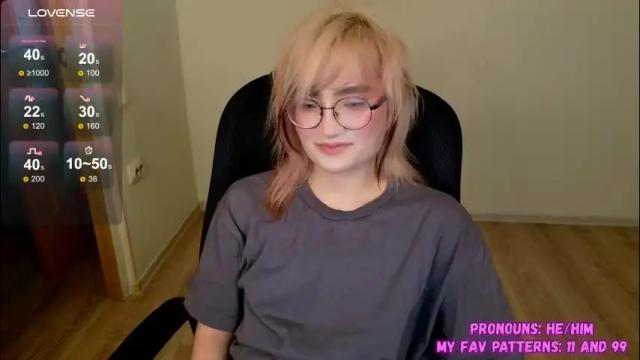 Image 8 of cute_yuki_kun Stream on Chaturbate on 28 days ago