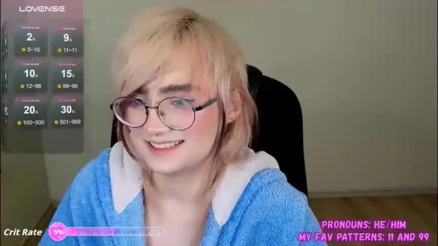 Image 3 of cute_yuki_kun Stream on Chaturbate on 27 days ago