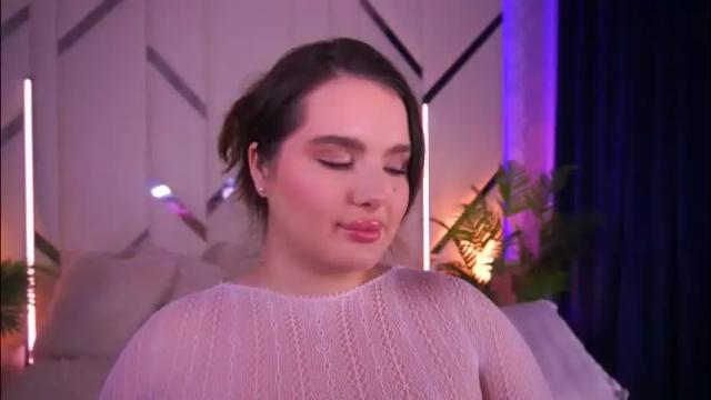 Image 4 of cuteamberr Stream on Chaturbate on 1 month ago