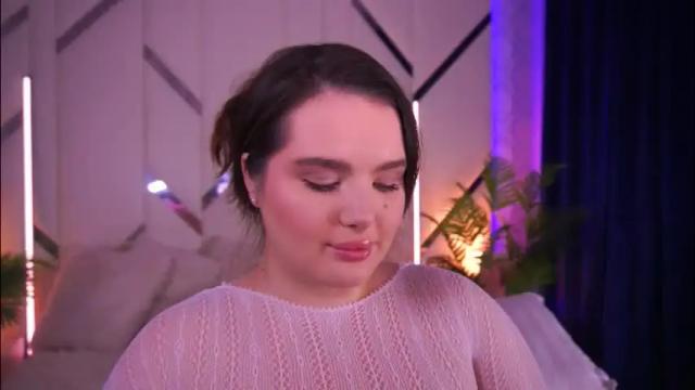 Image 8 of cuteamberr Stream on Chaturbate on 1 month ago