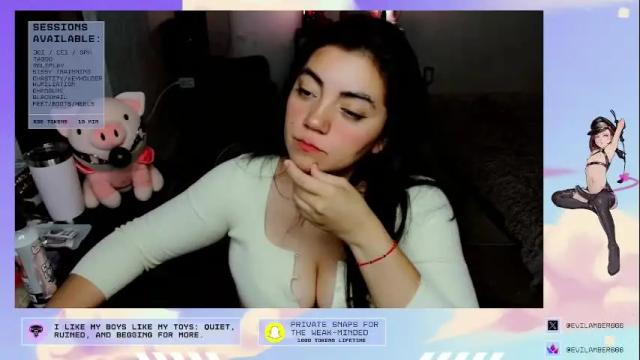 Image 6 of cuteambervi Stream on Chaturbate on 5 months ago