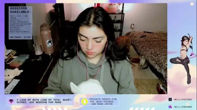 Image 2 of cuteambervi Stream on Chaturbate on 5 months ago