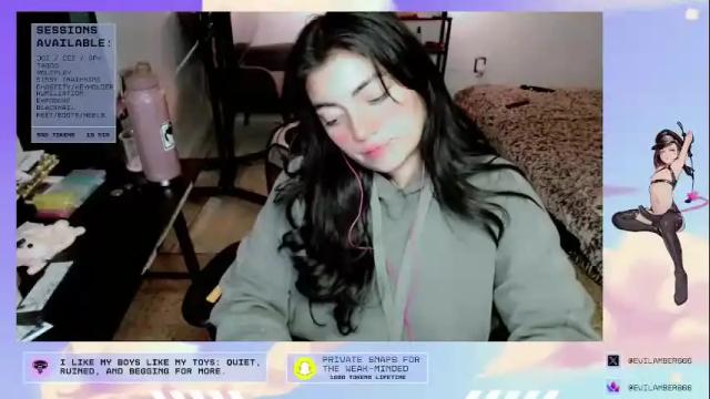 Image 6 of cuteambervi Stream on Chaturbate on 5 months ago