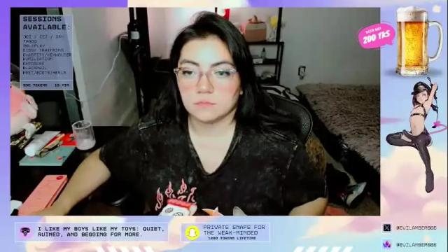 Image 4 of cuteambervi Stream on Chaturbate on 5 months ago