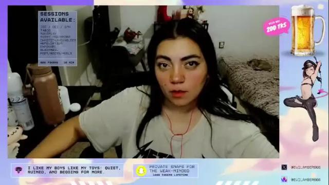 Image 3 of cuteambervi Stream on Chaturbate on 4 months ago