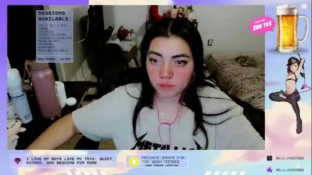 Image 4 of cuteambervi Stream on Chaturbate on 4 months ago