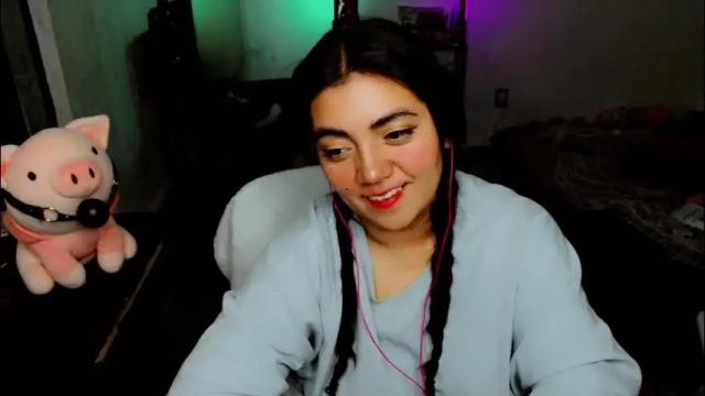 Image 7 of cuteambervi Stream on Chaturbate on 4 months ago