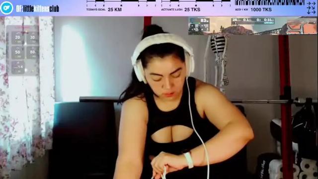 Image 2 of cuteambervi Stream on Chaturbate on 4 months ago