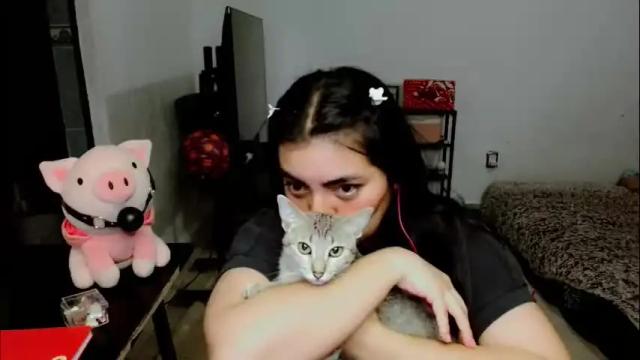 Thumbnail 1, cuteambervi's Stream at Chaturbate, 2 months ago