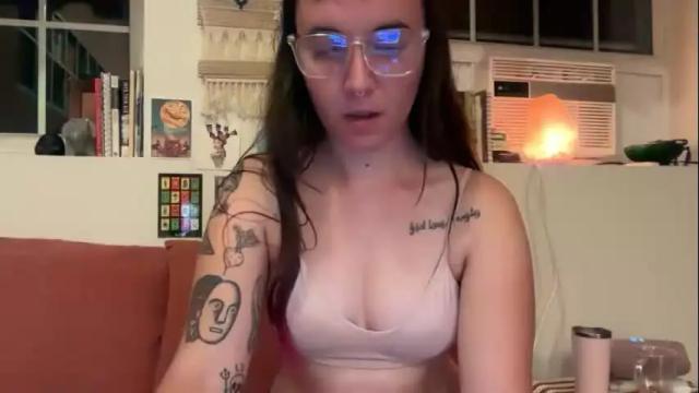 Image 11 of cuteballoons Stream on Chaturbate on 3 months ago