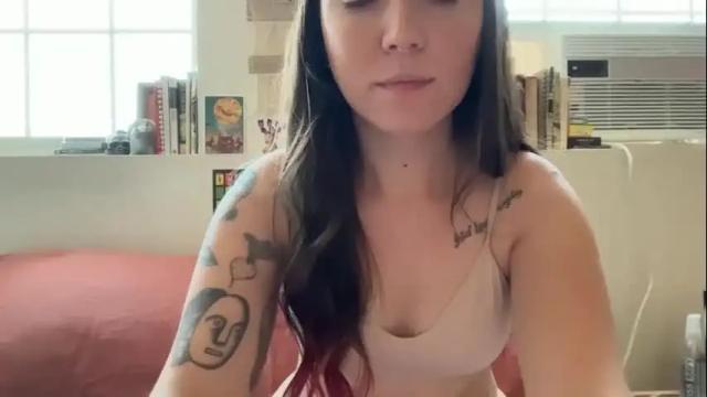 Image 8 of cuteballoons Stream on Chaturbate on 3 months ago