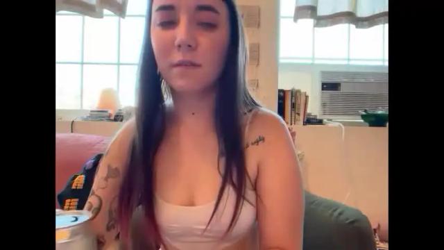 Image 10 of cuteballoons Stream on Chaturbate on 1 month ago