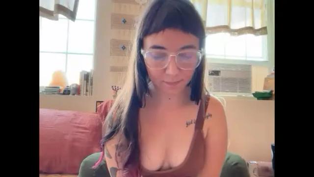 Image 10 of cuteballoons Stream on Chaturbate on 1 month ago