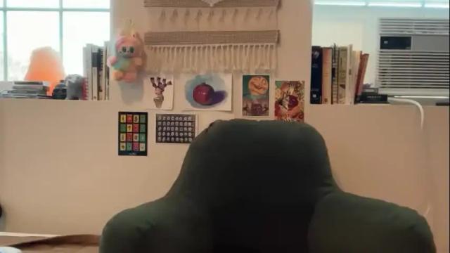 Image 6 of cuteballoons Stream on Chaturbate on 1 month ago