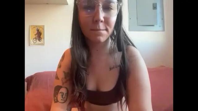 Image 4 of cuteballoons Stream on Chaturbate on 2 months ago