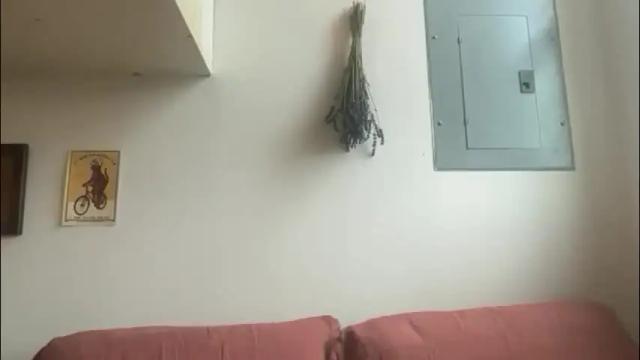 Image 3 of cuteballoons Stream on Chaturbate on 1 month ago