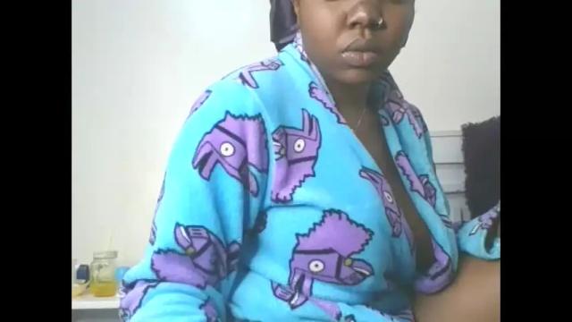 Image 3 of cutebrown086 Stream on Chaturbate on 1 month ago