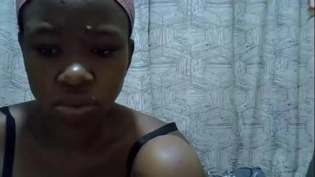 Image 2 of cutebrownie1998 Stream on Chaturbate on 21 days ago