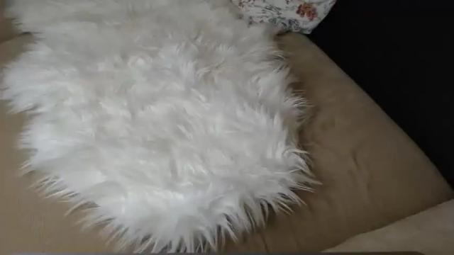Image 10 of cuteemouse Stream on Chaturbate on 12 months ago