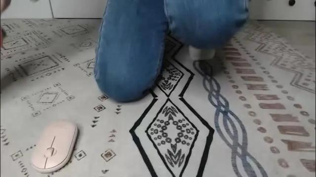 Image 11 of cuteemouse Stream on Chaturbate on 1 month ago