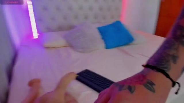 Image 4 of cuteface_bigtits Stream on Chaturbate on 18 months ago