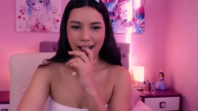 Thumbnail 2, cutehottie__'s Stream at Chaturbate, 21 months ago