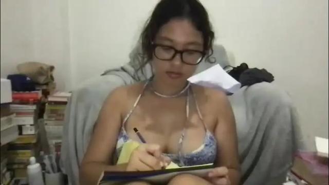 Image 11 of cutelittlehoe Stream on Chaturbate on 1 month ago