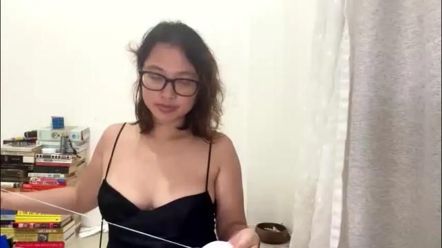 Image 12 of cutelittlehoe Stream on Chaturbate on 1 month ago