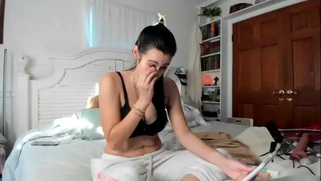 Thumbnail 2, cutelittlemama0418's Stream at Chaturbate, 2 months ago