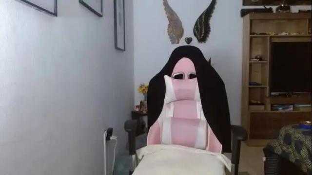 Image 3 of cuteluna Stream on Chaturbate on 3 months ago